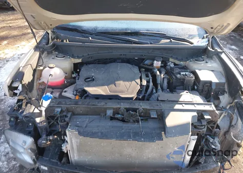 2024 Hyundai Santa Cruz Sel z USA, uszkodzony, nr VIN 5NTJB4DE5RH105548